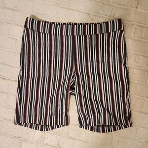 Laura Cruz Striped Women's Shorts